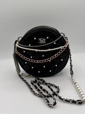 Badgley Mischka Round Quilted bag